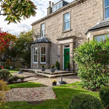 Cawdor House B&B-3
